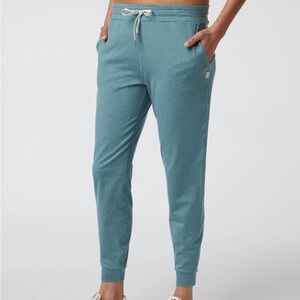 NWT Vuori Performance Jogger Long